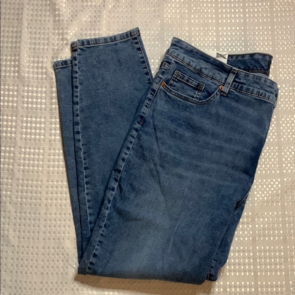 Joe Fresh women’s plus size blue denim jeans, size 22W.